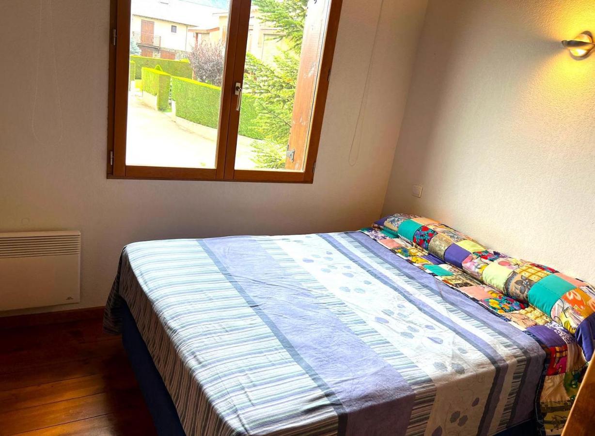 Casa Adosada Para Familias En Santa Leocadia Sainte-Léocadie Buitenkant foto